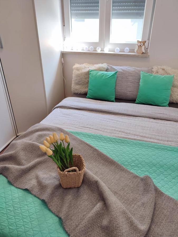 Nina Apartment พูลา ภายนอก รูปภาพ